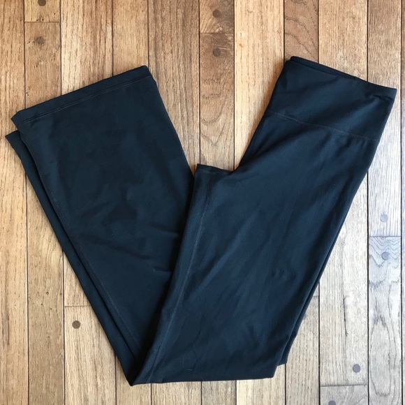 Under Armour Pants - Under Armour All Season Black Yoga Athletic Pants